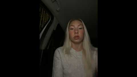 Media: luisabecker Stripchat 2024-11-14 17:32:00