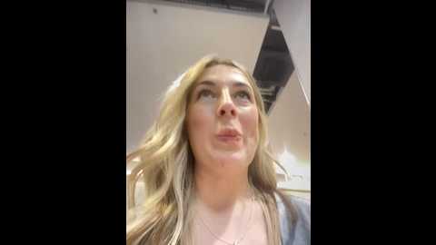 Media: mommmyyummy Stripchat 2024-11-14 15:29:00
