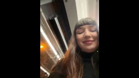 Media: sophie_avory Stripchat 2024-11-14 16:31:00