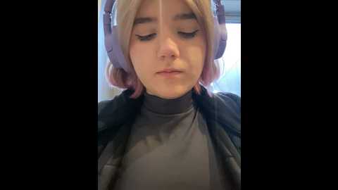 Media: baby__naughty Stripchat 2024-11-15 12:26:00