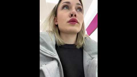 Media: baby_brownie Stripchat 2024-11-15 11:57:00