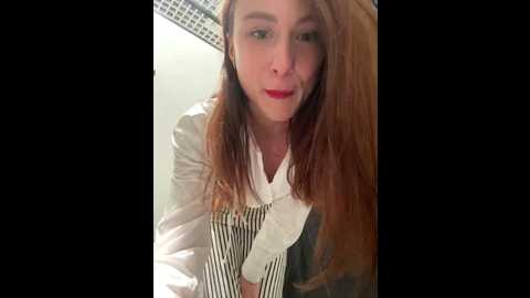 Media: dina_tease Stripchat 2024-11-15 09:31:00