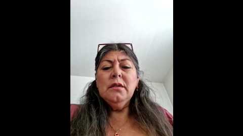 Media: emma_tour Stripchat 2024-11-15 15:06:00