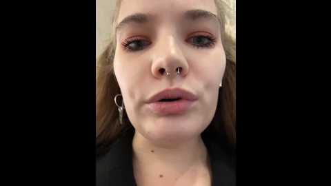 Media: holy_tereza Stripchat 2024-11-15 16:46:00