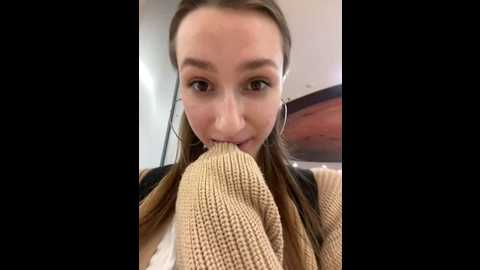 Media: lia__love Stripchat 2024-11-15 14:10:00