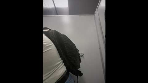 Media: mommmyyummy Stripchat 2024-11-15 13:03:00