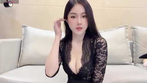 Media: ruoling_19 Stripchat 2024-11-15 14:36:00
