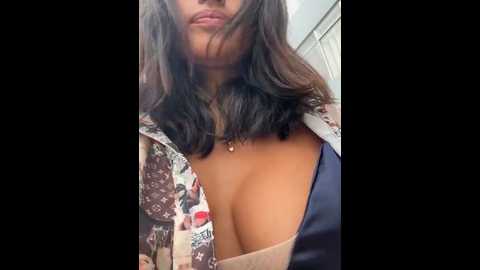 Media: sexi_noemi Stripchat 2024-11-15 13:37:00