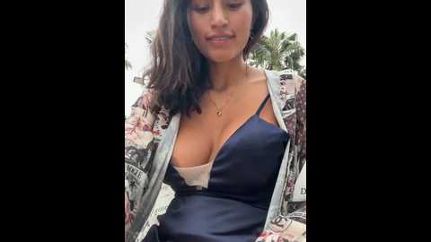 Media: sexi_noemi Stripchat 2024-11-15 15:21:00