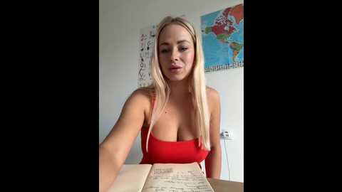 Media: streetdoll Stripchat 2024-11-15 07:58:00