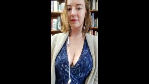 Media: topsywilde Stripchat 2024-11-15 10:46:00