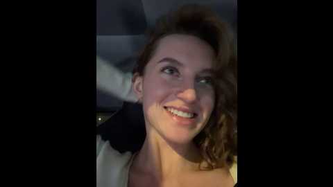Media: _angelari_ Stripchat 2024-11-16 21:10:00