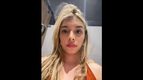 Media: carolina__star Stripchat 2024-11-16 00:38:00
