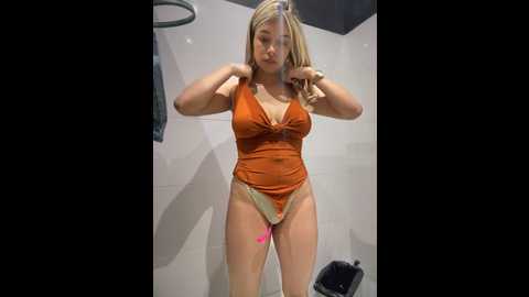 Media: carolina__star Stripchat 2024-11-16 01:17:00