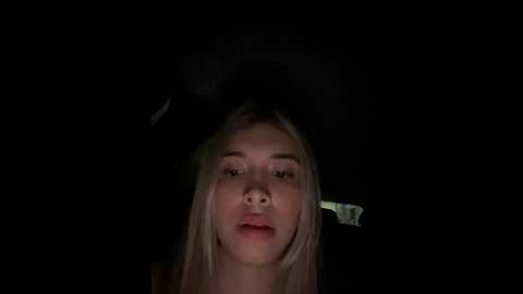 Media: carolina__star Stripchat 2024-11-16 03:54:00