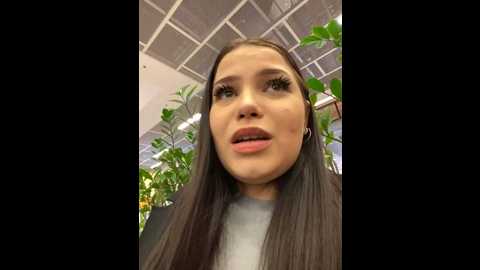 Media: chloe__moon Stripchat 2024-11-16 14:35:00