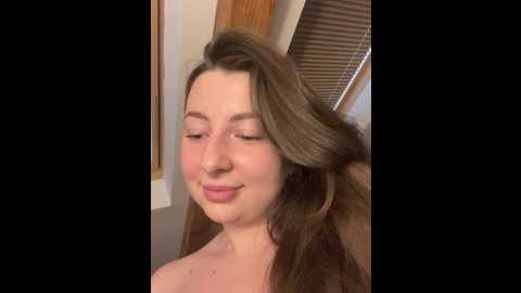 Media: curvyflawless Stripchat 2024-11-16 12:53:00