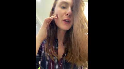 Media: dina_tease Stripchat 2024-11-16 11:19:00