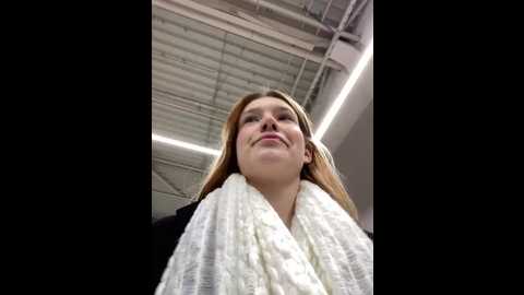Media: honey___hot Stripchat 2024-11-16 18:29:00