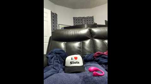 Media: love86emily Stripchat 2024-11-16 22:06:00