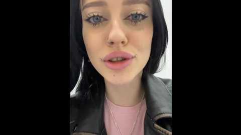 Media: melissa_crazy Stripchat 2024-11-16 19:37:00