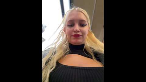 Media: milkyy_wway Stripchat 2024-11-16 08:42:00