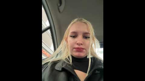 Media: milkyy_wway Stripchat 2024-11-16 11:56:00