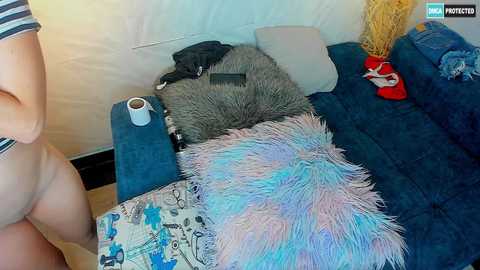 Media: play_sex18 Stripchat 2024-11-16 22:14:00