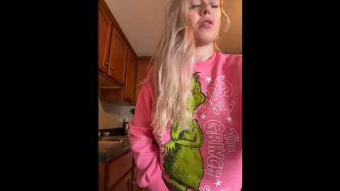 Media: propertyofdaddy Stripchat 2024-11-16 06:12:00
