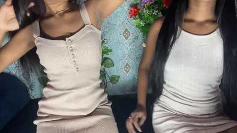 Media: wild_sona_mona Stripchat 2024-11-16 03:58:00