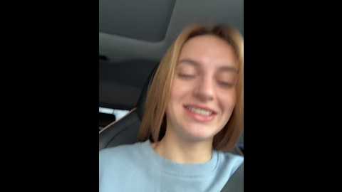 Media: _angelari_ Stripchat 2024-11-17 09:16:00