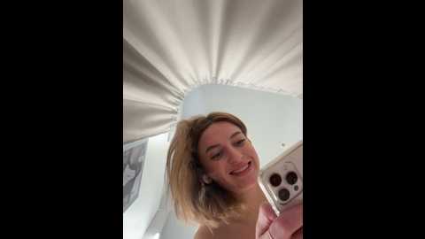 Media: _angelari_ Stripchat 2024-11-17 11:18:00