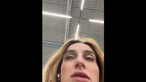 Media: _angelari_ Stripchat 2024-11-17 18:30:00