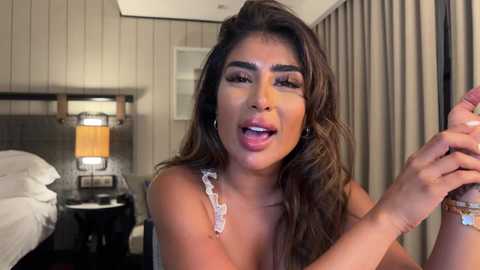 Media: arabicbarbie Stripchat 2024-11-17 17:40:00
