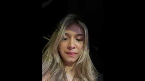 Media: carolina__star Stripchat 2024-11-17 01:58:00