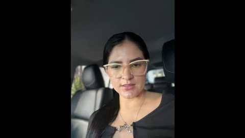 Media: carolina_novoa Stripchat 2024-11-17 21:01:00
