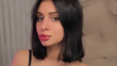 Media: carrylovelyy Stripchat 2024-11-17 03:23:00