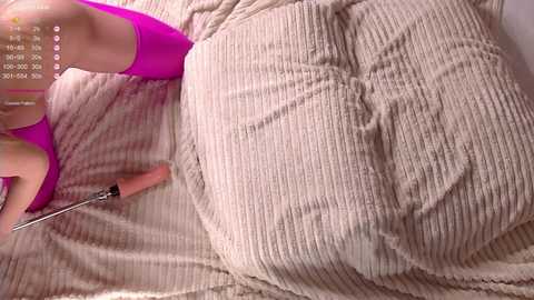 Media: crystalisa Stripchat 2024-11-17 17:17:00