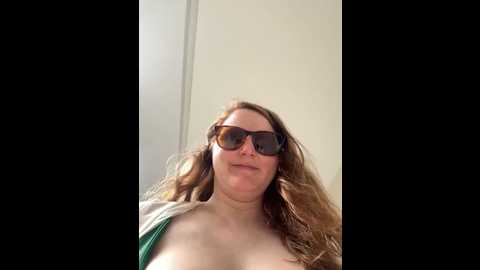 Media: gingersnap33 Stripchat 2024-11-17 14:07:00