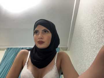 Media: gumusguray Stripchat 2024-11-17 03:59:00