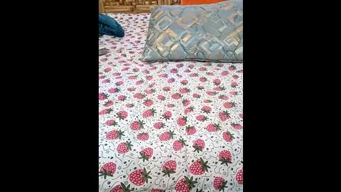 Media: kaamuk_shweta Stripchat 2024-11-17 08:08:00