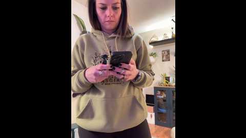 Media: ladylena1 Stripchat 2024-11-17 01:16:00