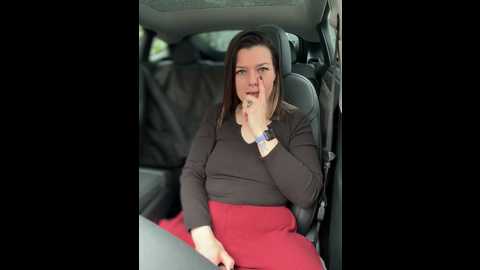 Media: ladylena1 Stripchat 2024-11-17 16:54:00