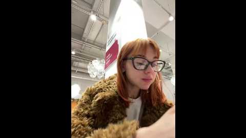 Media: lexy__foxy Stripchat 2024-11-17 16:42:00