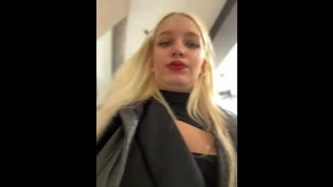 Media: milkyy_wway Stripchat 2024-11-17 10:59:00