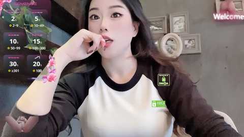 Media: oo_kaixin_oo Stripchat 2024-11-17 05:30:00