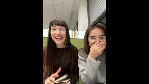 Media: sophie_avory Stripchat 2024-11-17 16:26:00