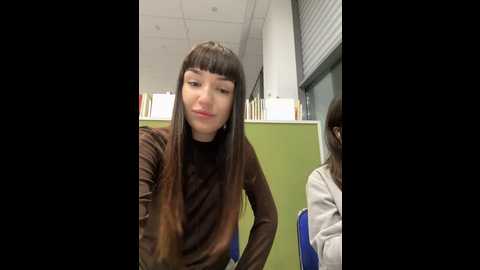 Media: sophie_avory Stripchat 2024-11-17 17:12:00