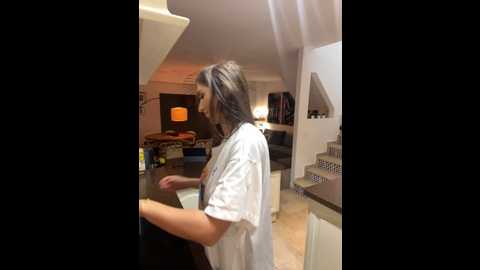 Media: stracciastella_ Stripchat 2024-11-17 19:10:00