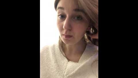Media: unamiumiu Stripchat 2024-11-17 10:01:00